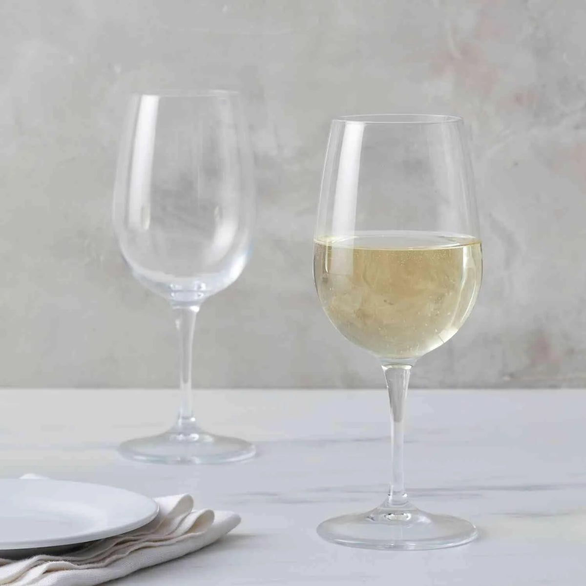 White Wine Glasses Set Of 4 L468875
