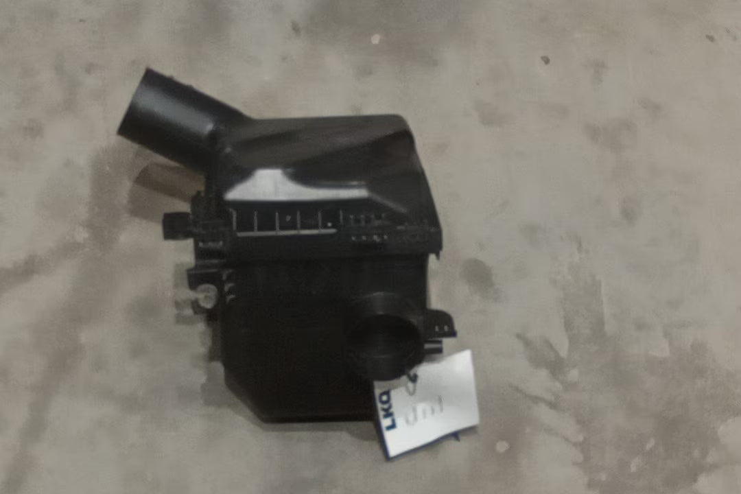 Pre-Owned Subaru Impreza 2.0L Air Cleaner Assembly K857986