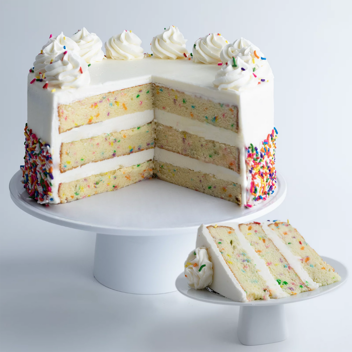 Vanilla Confetti Cake, Large 10” Size Q4066