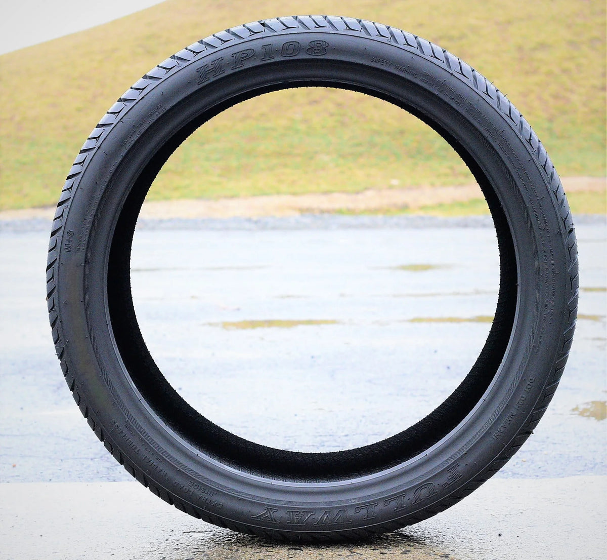 275/40R20 106V XL All Season Performance Tire I310