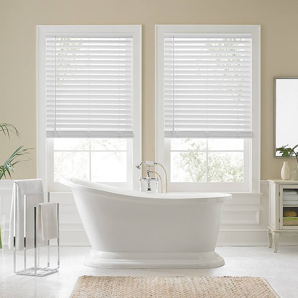 Faux Wood Cordless Shade in White M17377