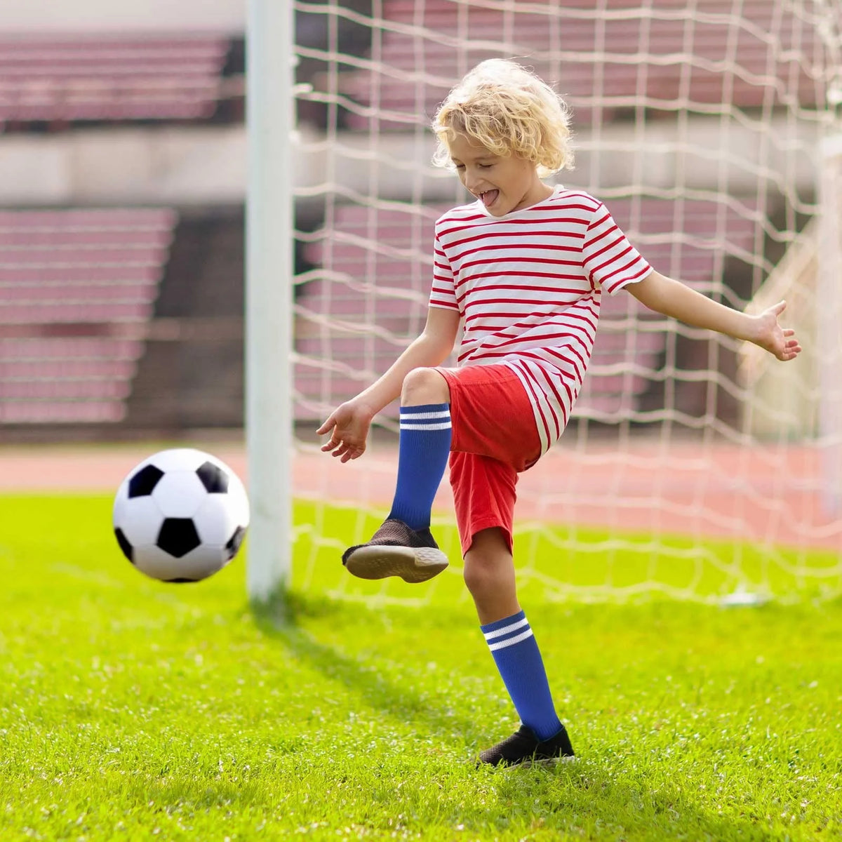 3 Pairs Kids Soccer Socks X409655