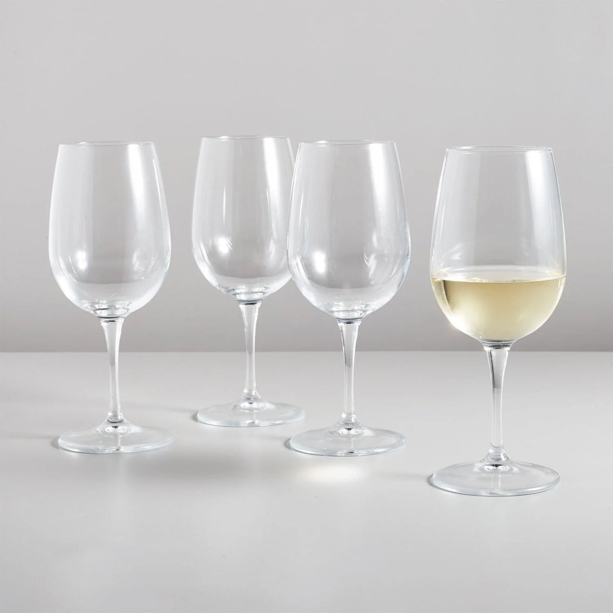 White Wine Glasses Set Of 4 L468875
