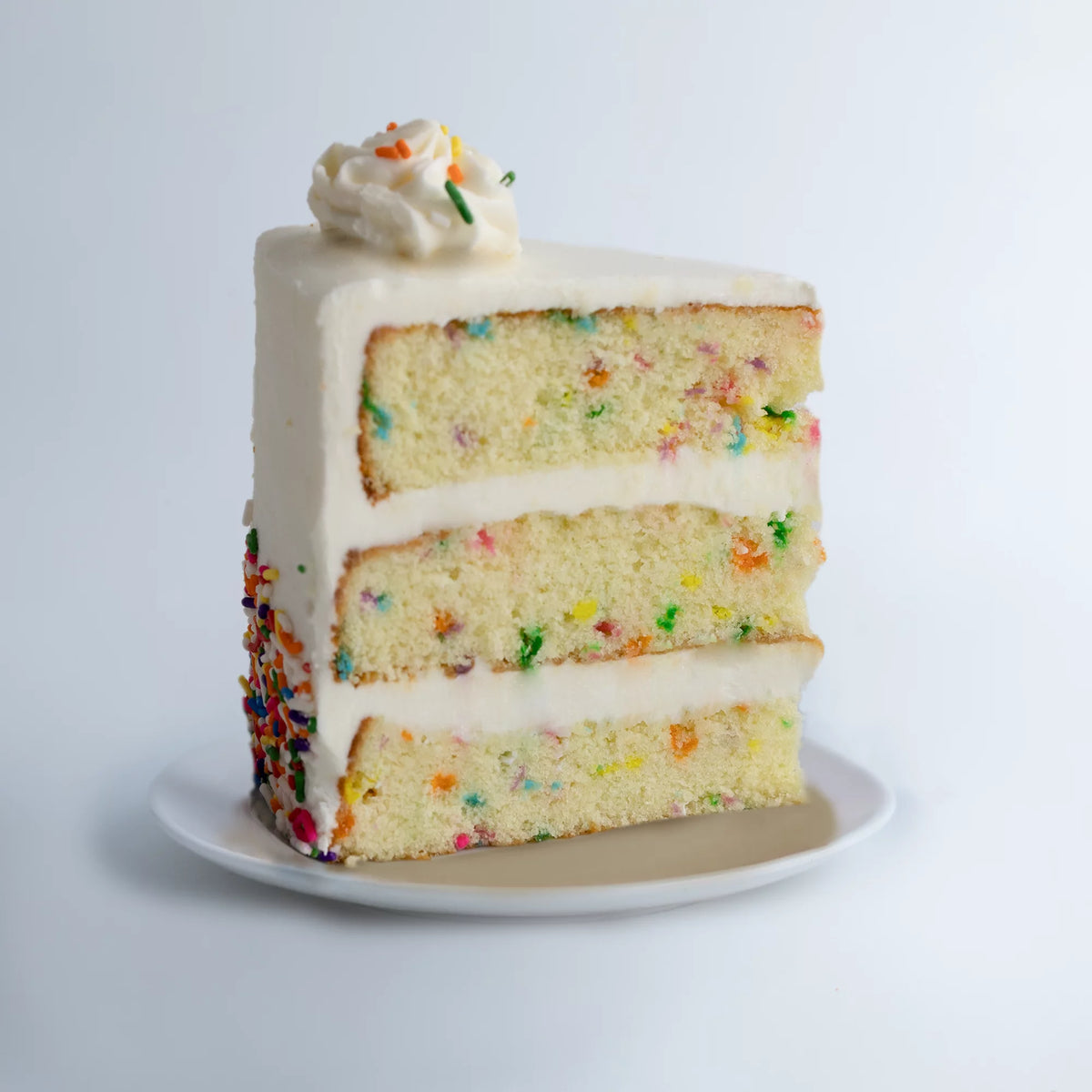 Vanilla Confetti Cake, Large 10” Size Q4066