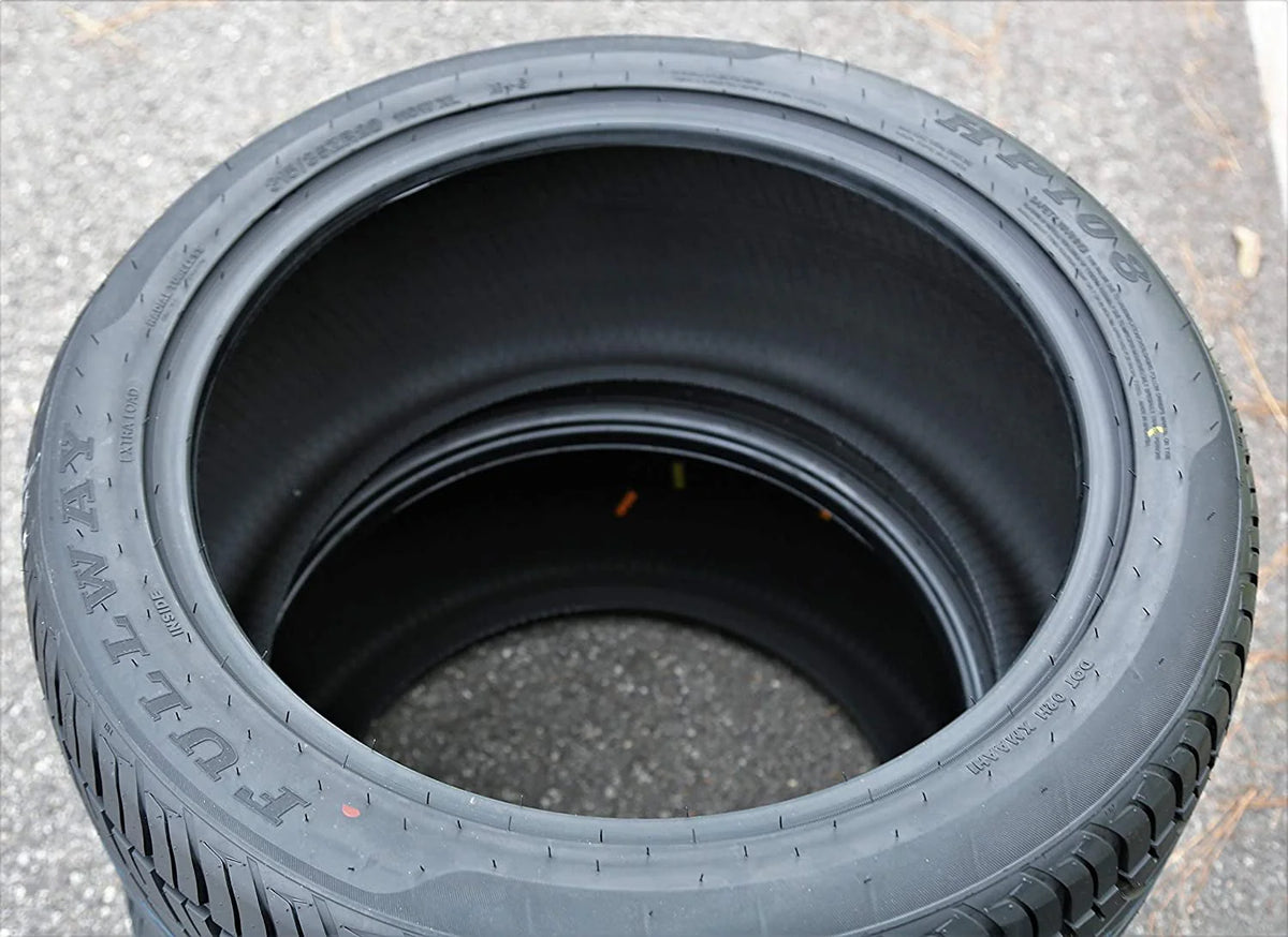 275/40R20 106V XL All Season Performance Tire I310