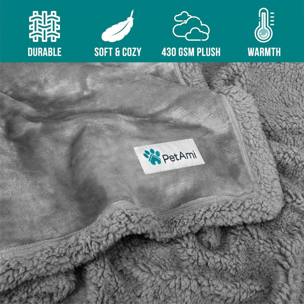 Waterproof Fleece Pet Blanket N684328
