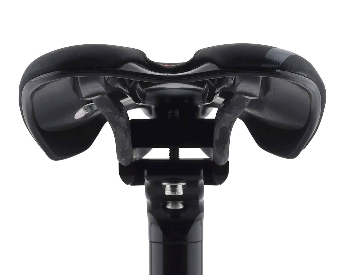 Carbonio Saddle Y32285