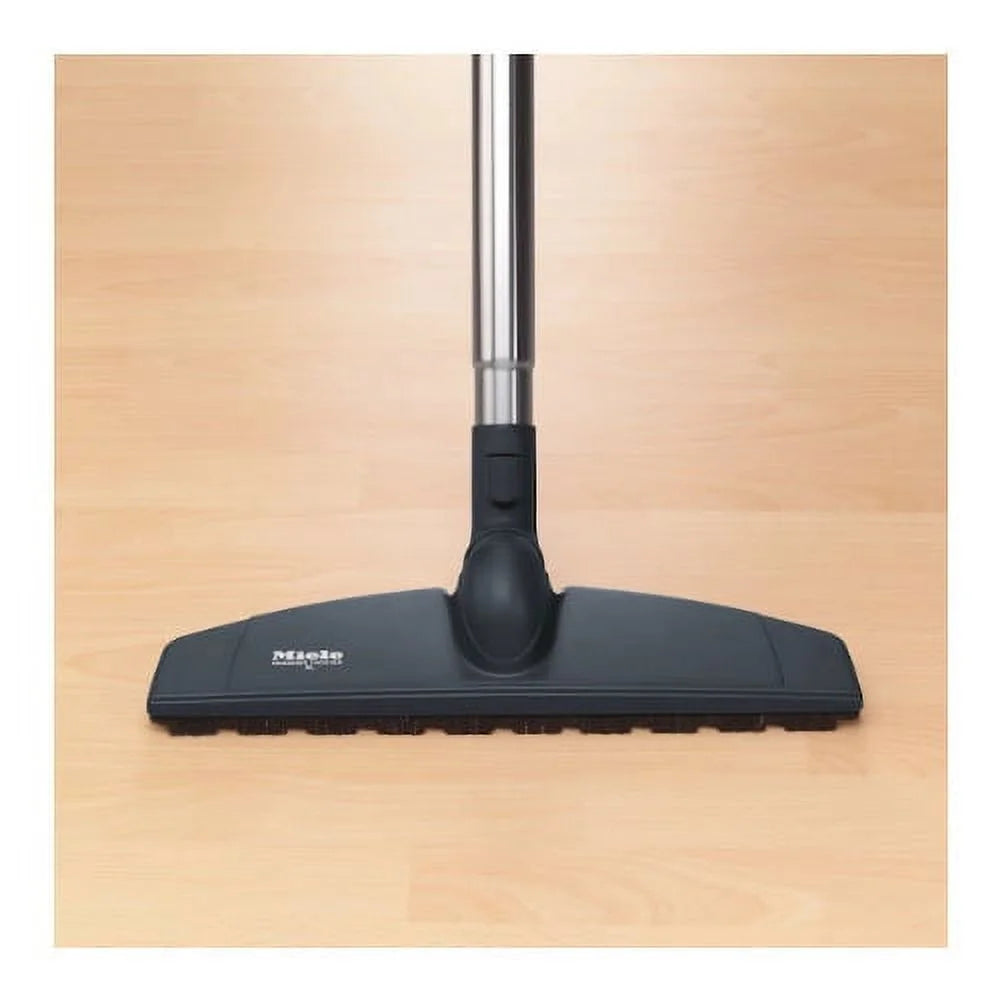 Canister Vacuum Cleaner C4701