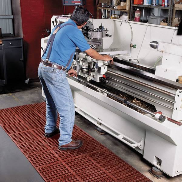 Red Commercial Rubber Mat 3 x 5 Feet M63914